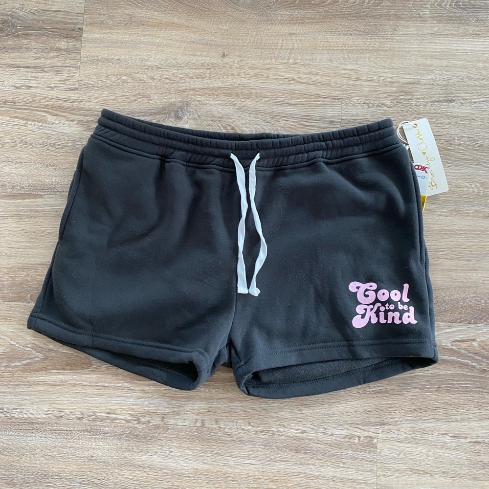 Black Comfy Shorts NWT⭐️